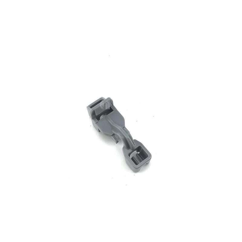 Clip fijación cepillo cesto inferior Whirlpool Indesit C00625778